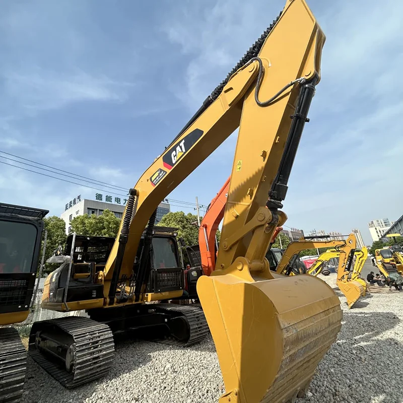 Caterpillar 326D2L detail 3