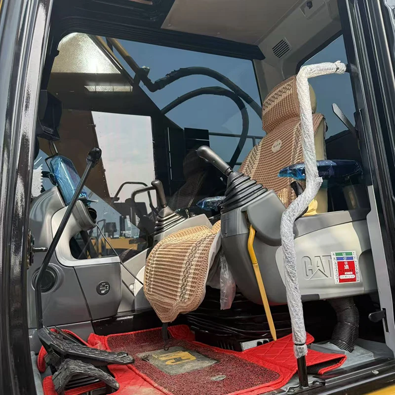 Caterpillar 330D detail 4