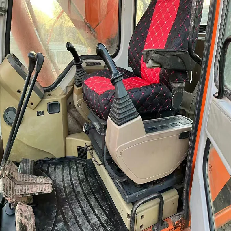 Doosan DH300LC-9 detail 4