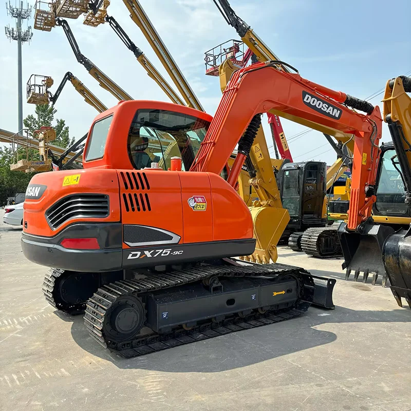 Doosan DX75-9C detail 2